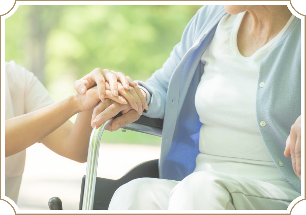 医院に足を運ぶのが難しい介護、療養中の方に、訪問診療も実施